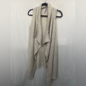 Alya Waterfall Sweater Vest